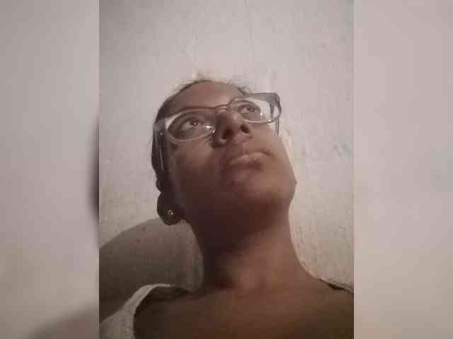 IndianBeaut webcam