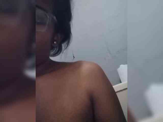 IndianBeaut webcam