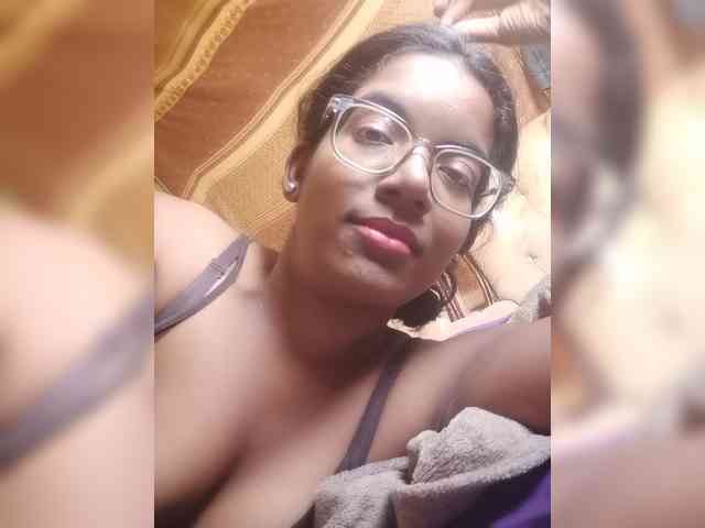 IndianBeaut webcam