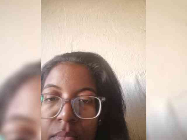 IndianBeaut webcam