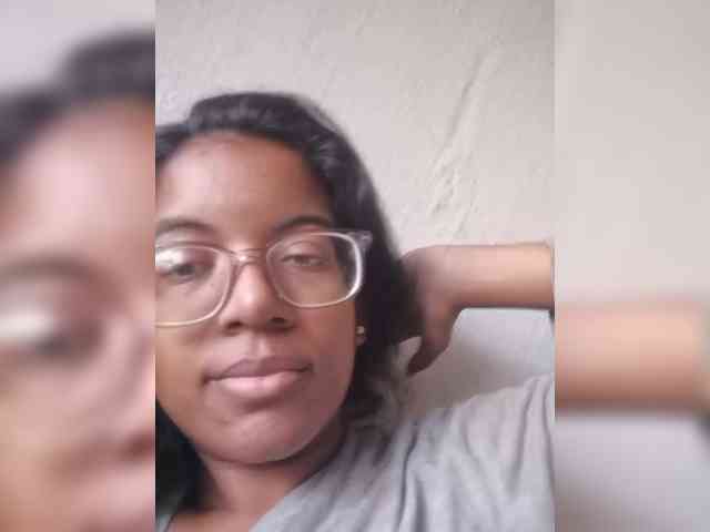IndianBeaut webcam
