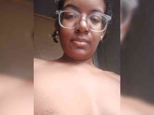 IndianBeaut webcam