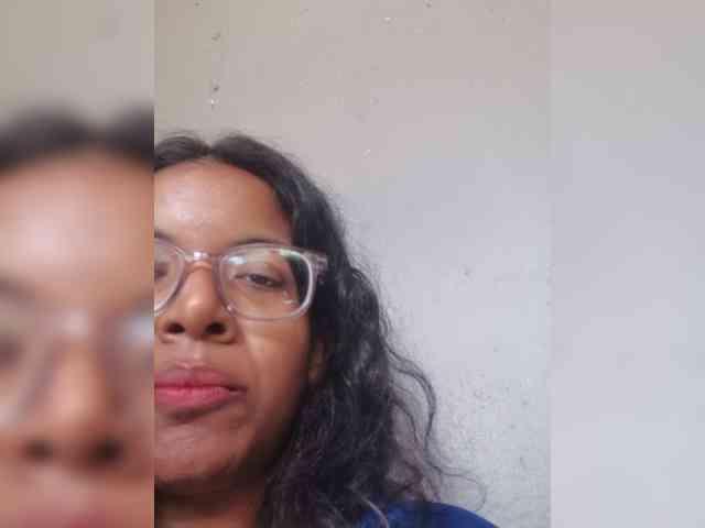 IndianBeaut webcam