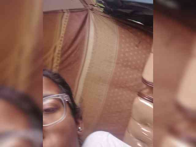 IndianBeaut webcam