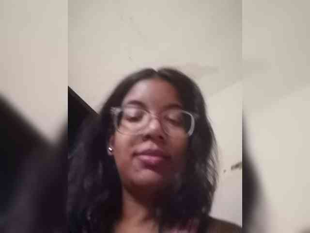 IndianBeaut webcam
