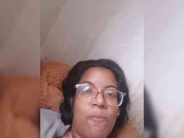 IndianBeaut webcam