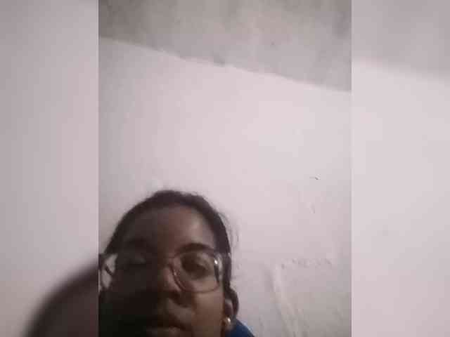 IndianBeaut webcam