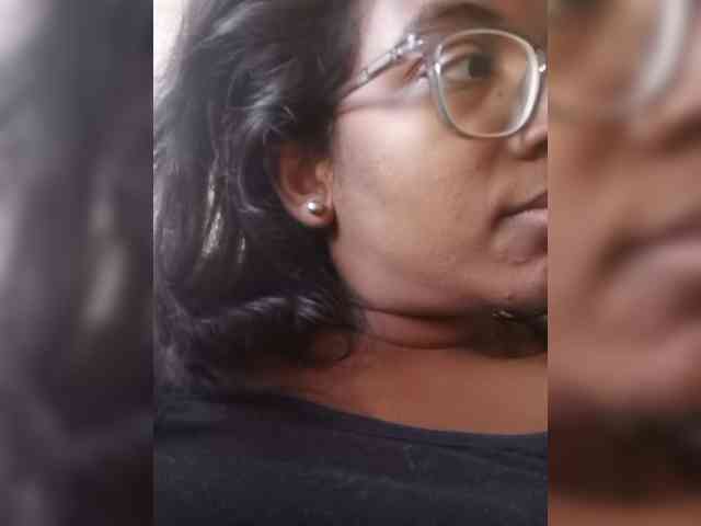 IndianBeaut webcam