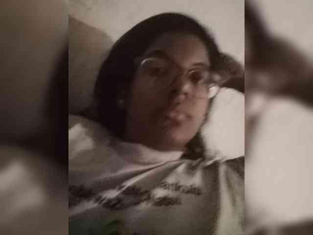 IndianBeaut webcam