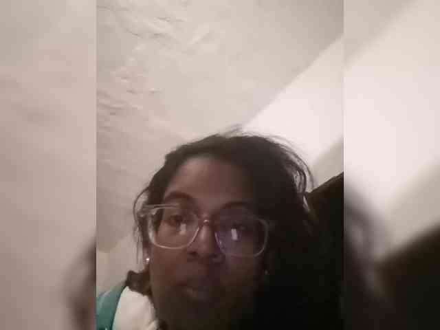 IndianBeaut webcam