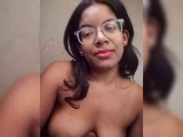 IndianBeaut webcam