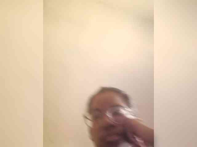 IndianBeaut webcam