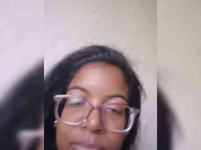IndianBeaut webcam