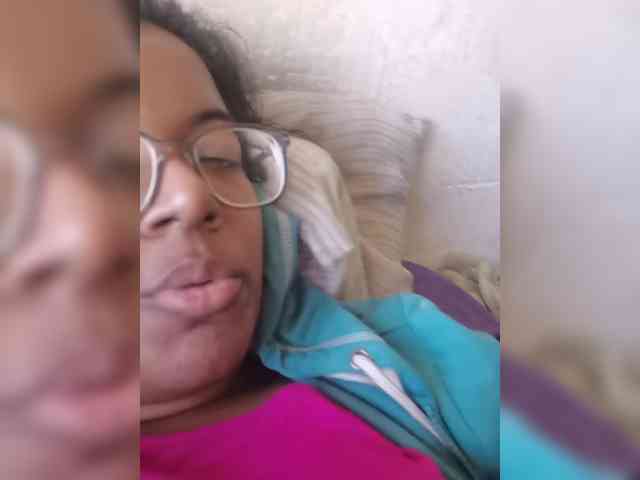 IndianBeaut webcam