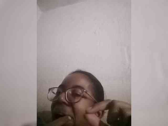 IndianBeaut webcam