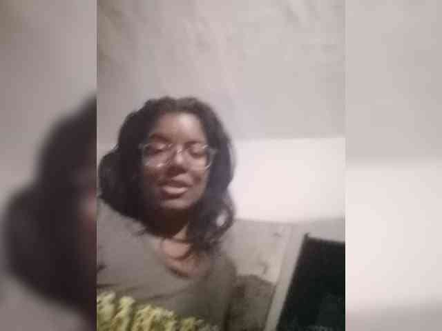 IndianBeaut webcam
