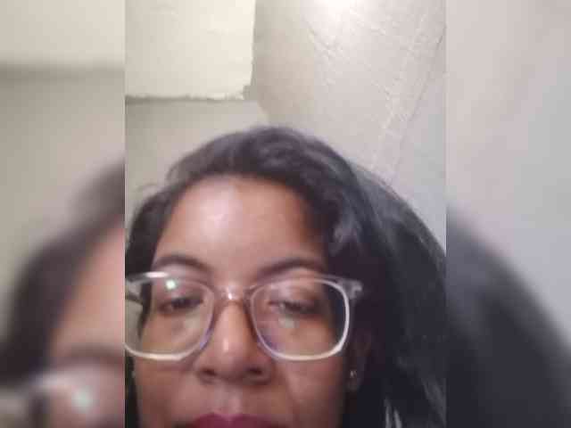 IndianBeaut webcam
