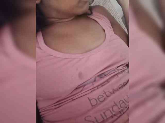 Model: IndianBeaut