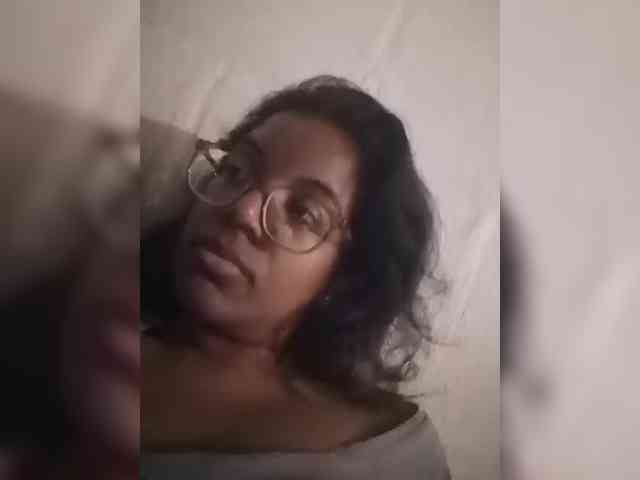 Model: IndianBeaut