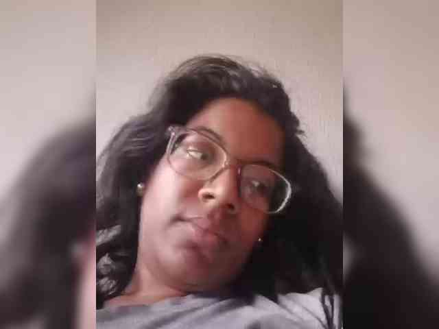 IndianBeaut webcam