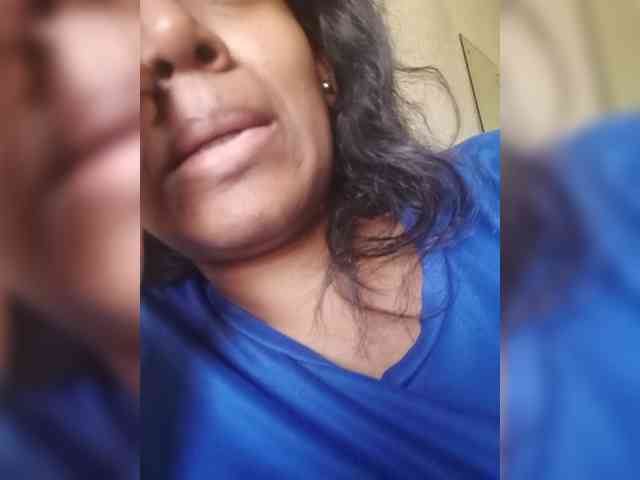 IndianBeaut webcam