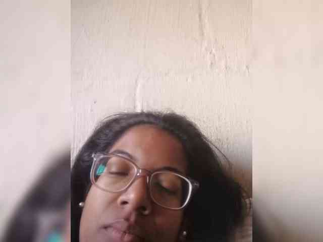 IndianBeaut webcam