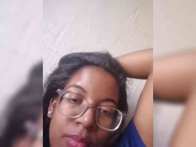 IndianBeaut webcam
