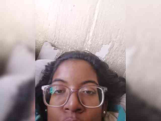 IndianBeaut webcam