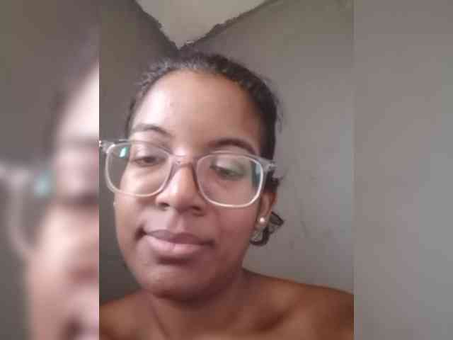 IndianBeaut webcam