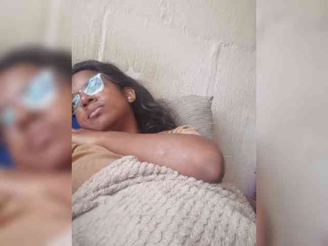IndianBeaut webcam