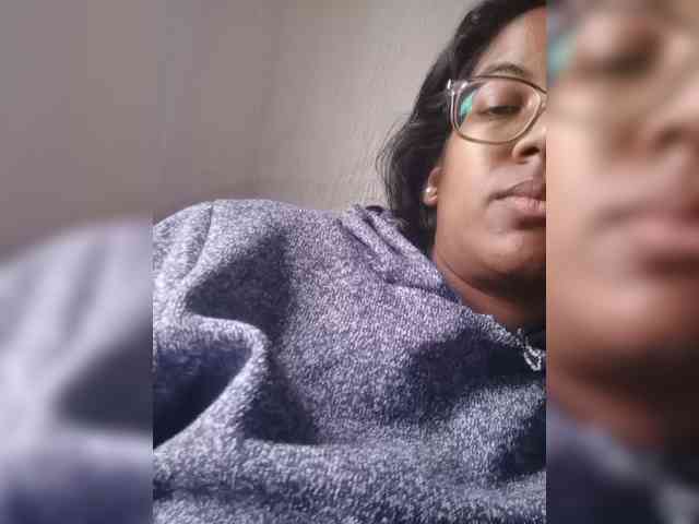 IndianBeaut webcam