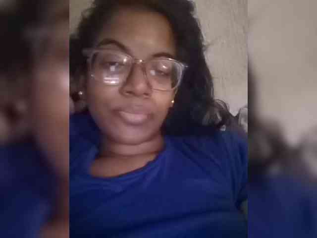 IndianBeaut webcam
