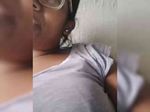 IndianBeaut webcam