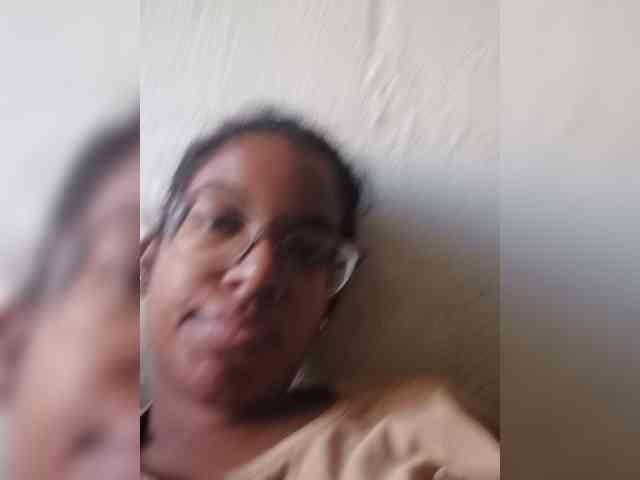 IndianBeaut webcam