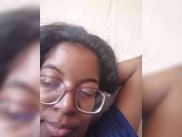 IndianBeaut webcam