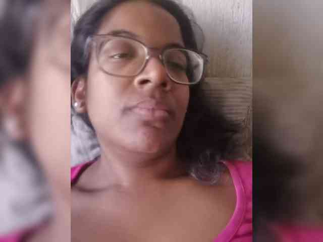 IndianBeaut webcam