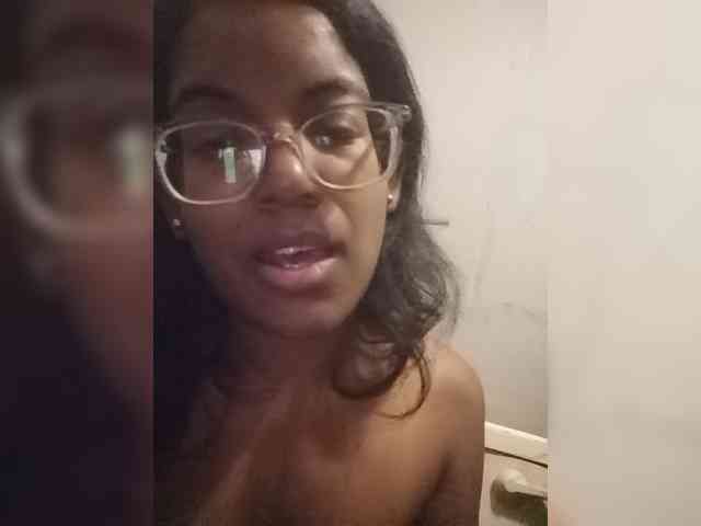 IndianBeaut webcam