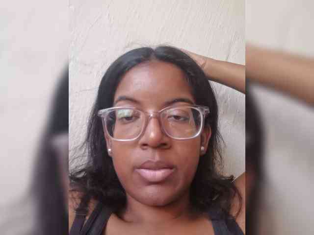 IndianBeaut webcam