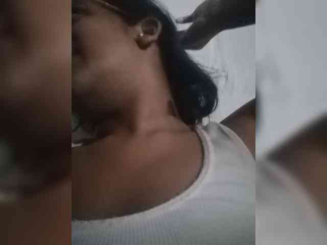 IndianBeaut webcam