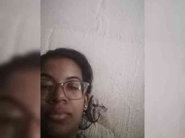IndianBeaut webcam