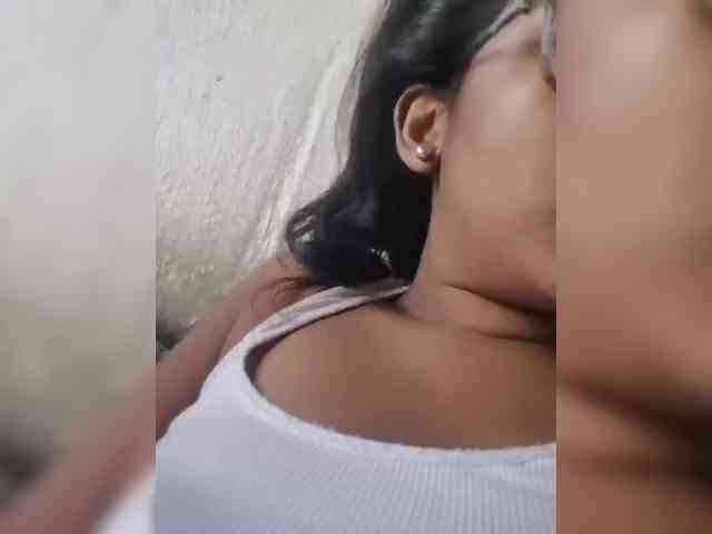 IndianBeaut webcam