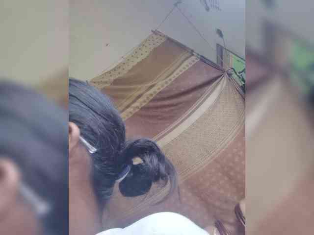 IndianBeaut webcam