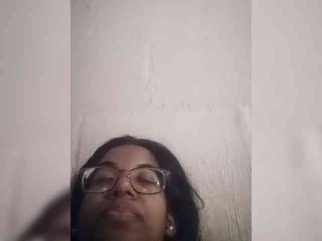 IndianBeaut webcam