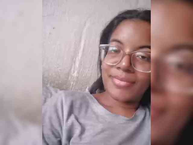 IndianBeaut webcam