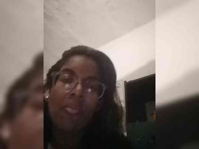 IndianBeaut webcam