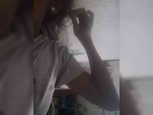IndianBeaut webcam