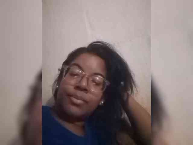 IndianBeaut webcam