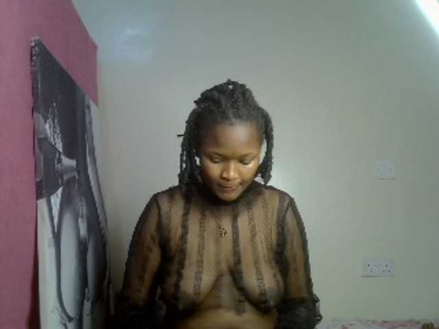 Notiryn live cam on BongaCams