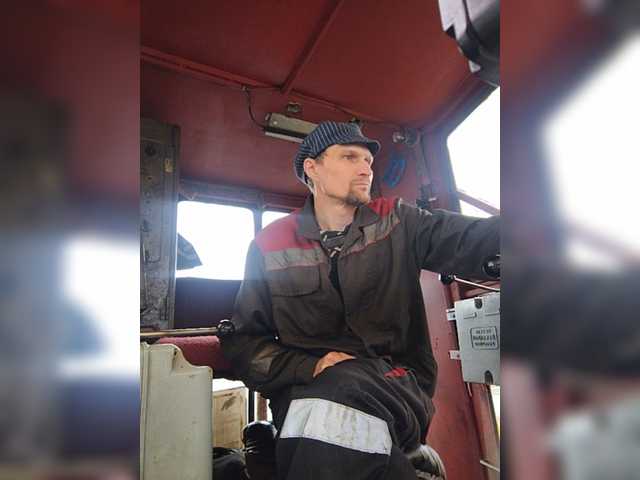 Maybus, 46 y/o - Live Cam on BongaCams