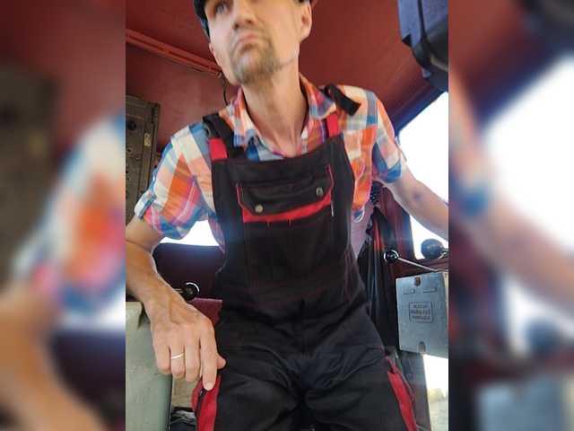 Maybus live webcam show